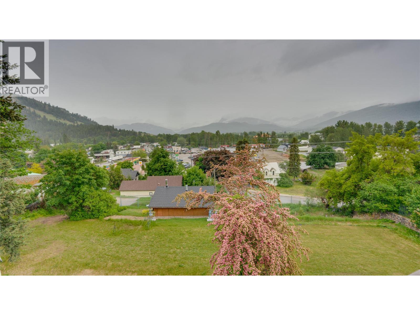 2025 Catt Avenue Property Photo 41