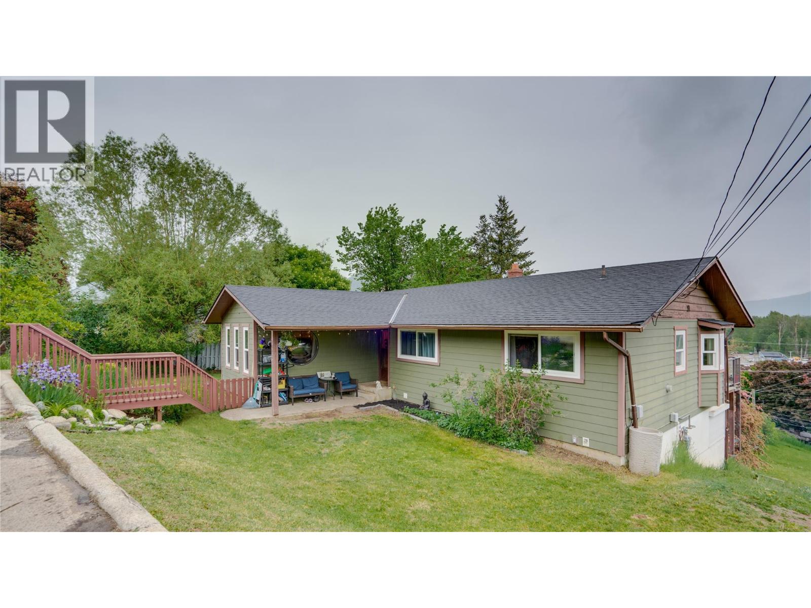 2025 Catt Avenue Property Photo 43
