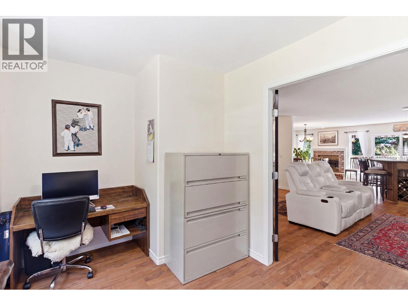 2211 Shannon Woods Place Property Photo 17