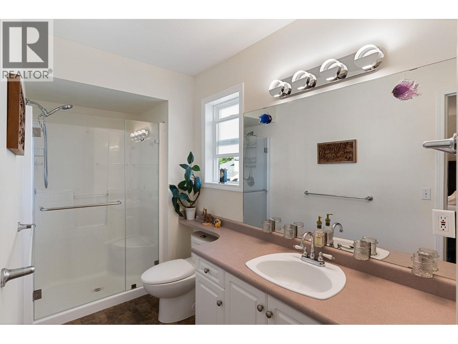 2211 Shannon Woods Place Property Photo 21