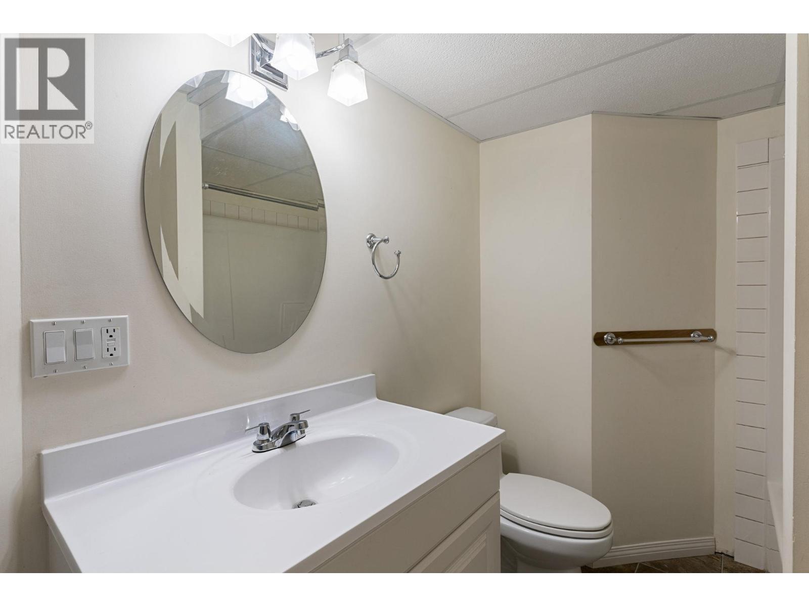 2211 Shannon Woods Place Property Photo 32