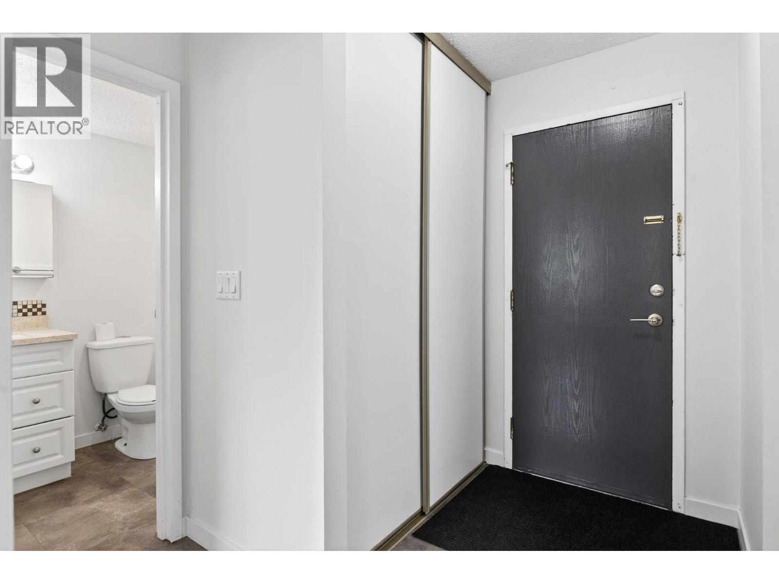 625 Rowcliffe Avenue Unit# 108 Property Photo 3