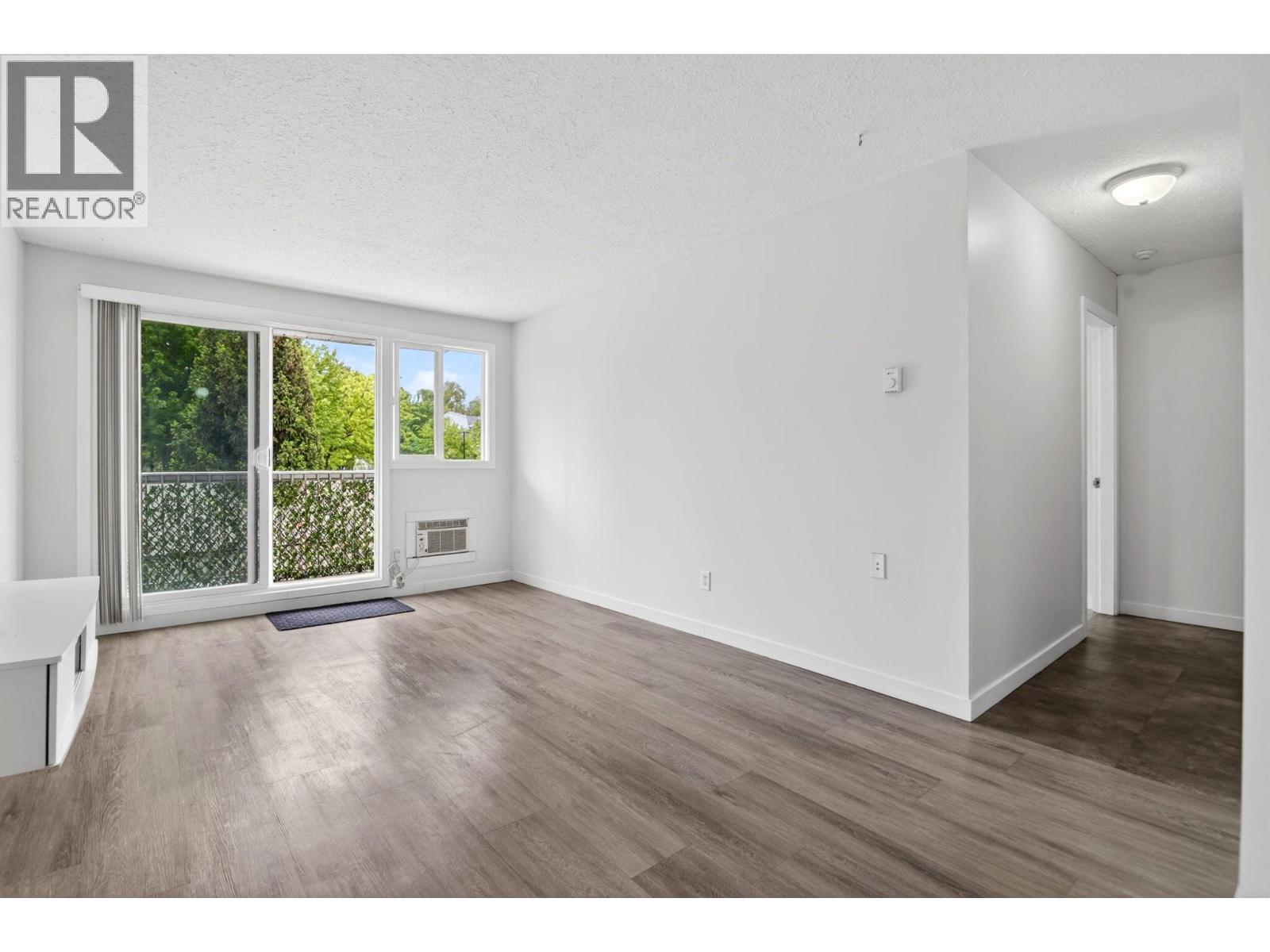 625 Rowcliffe Avenue Unit# 108 Property Photo 13
