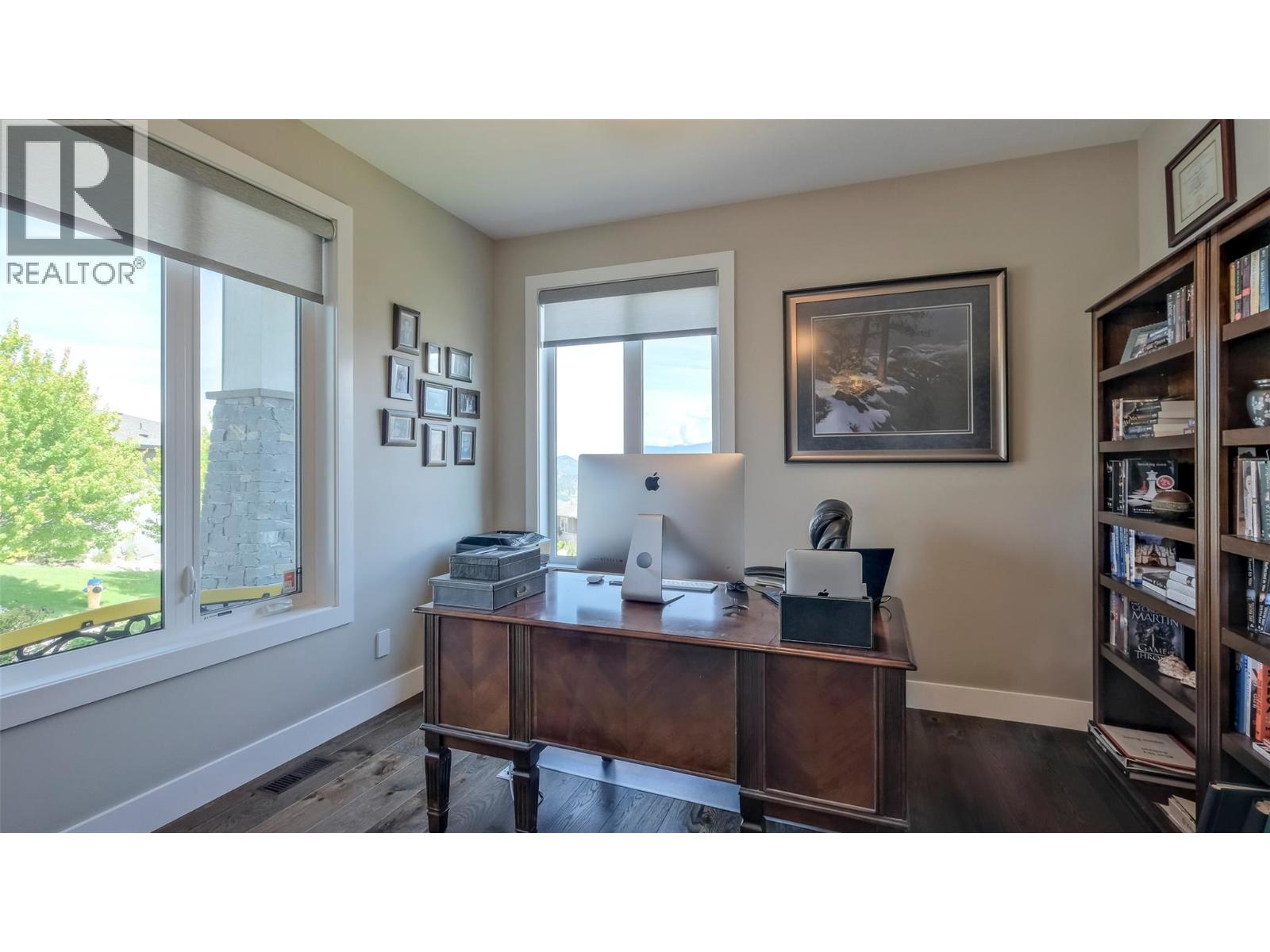 593 Harrogate Lane Property Photo 12