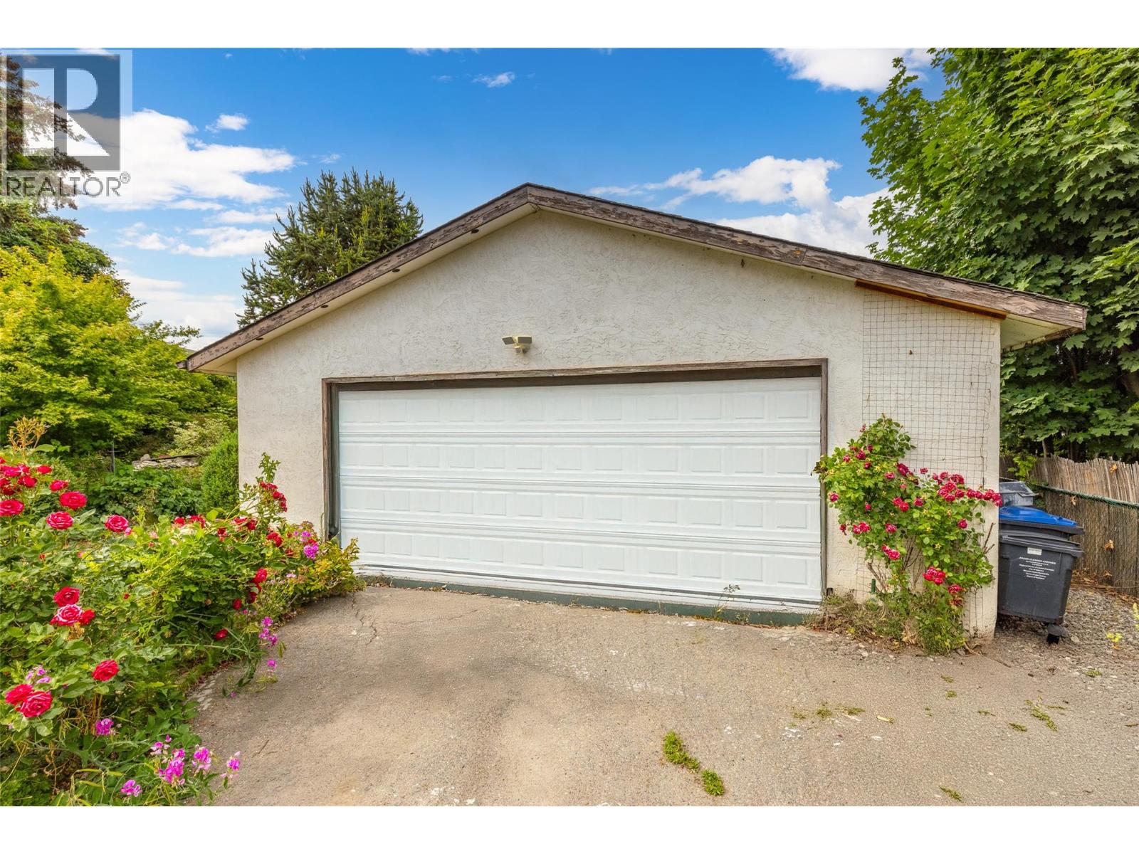2436 Apollo Road Property Photo 42