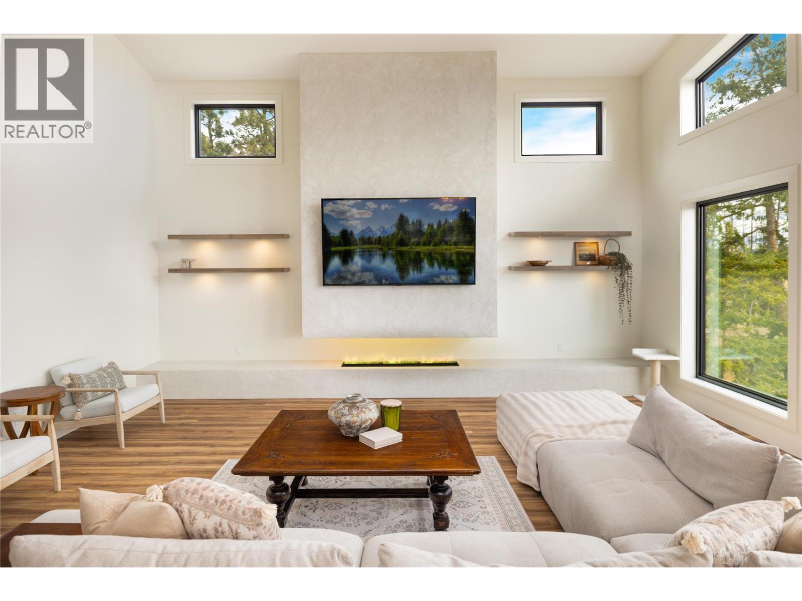 1435 Bear Creek Road Property Photo 4