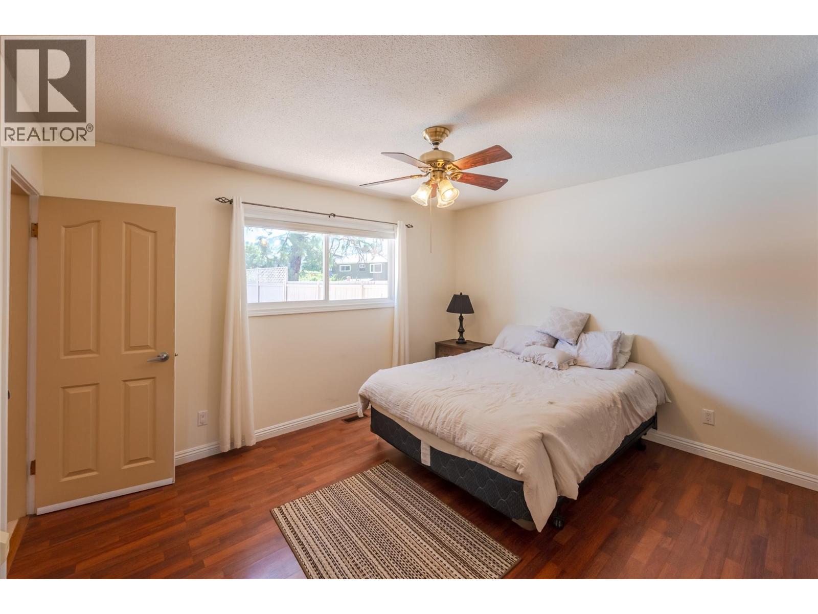 186 Dunant Crescent Property Photo 15