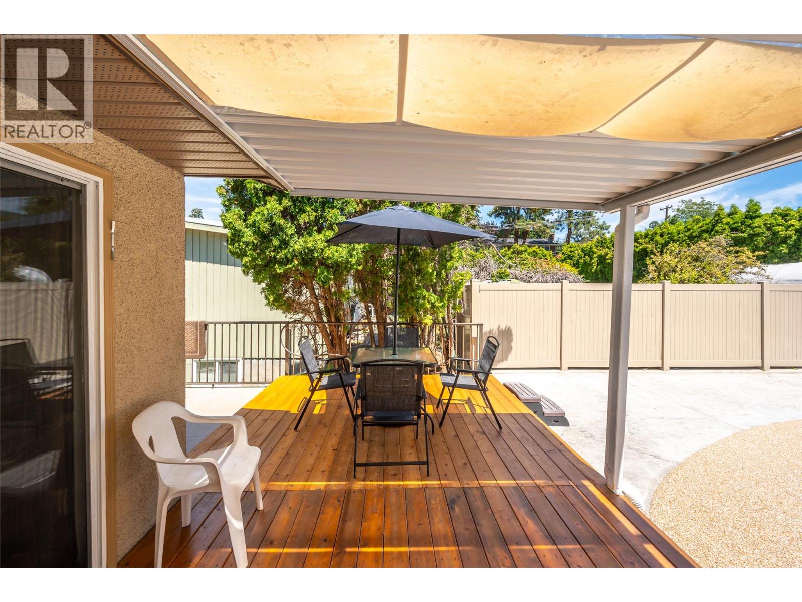186 Dunant Crescent Property Photo 20