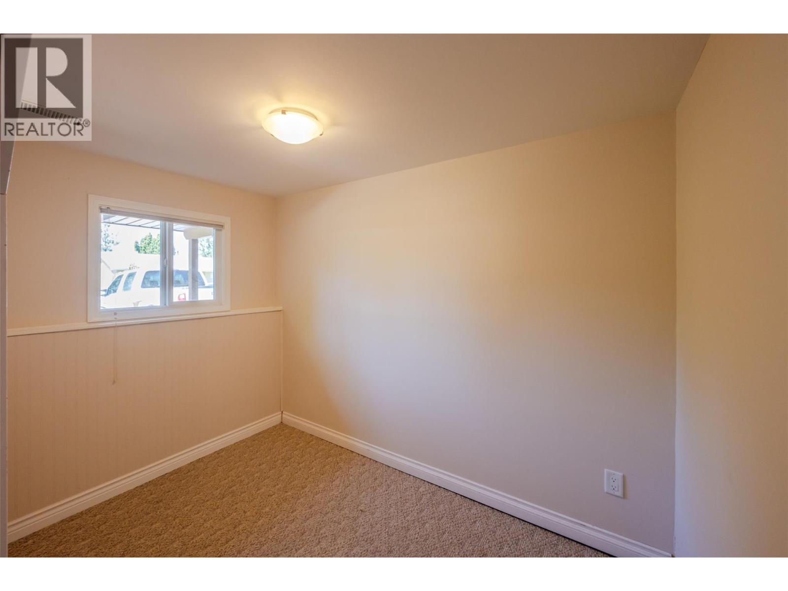 186 Dunant Crescent Property Photo 29