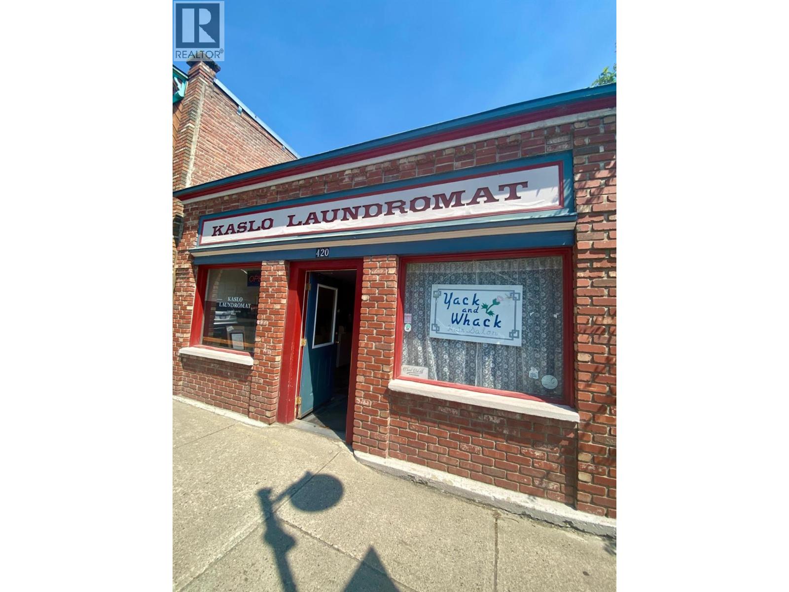 420 Front Street Property Photo 2