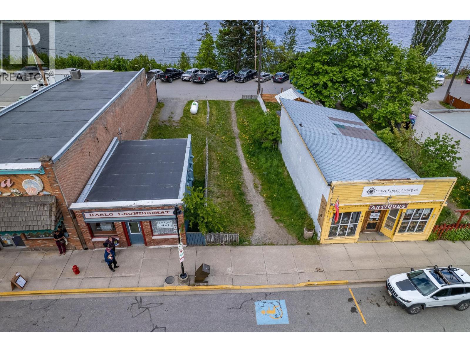 420 Front Street Property Photo 16