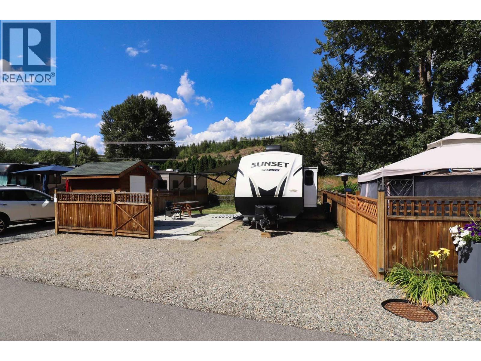 26 Cottonwood Drive Property Photo 1