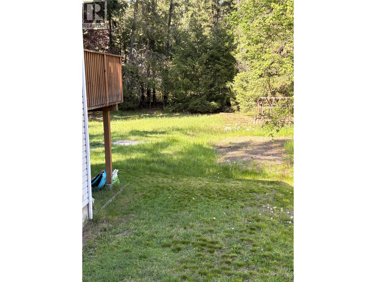 945 Pine Crescent Property Photo 39