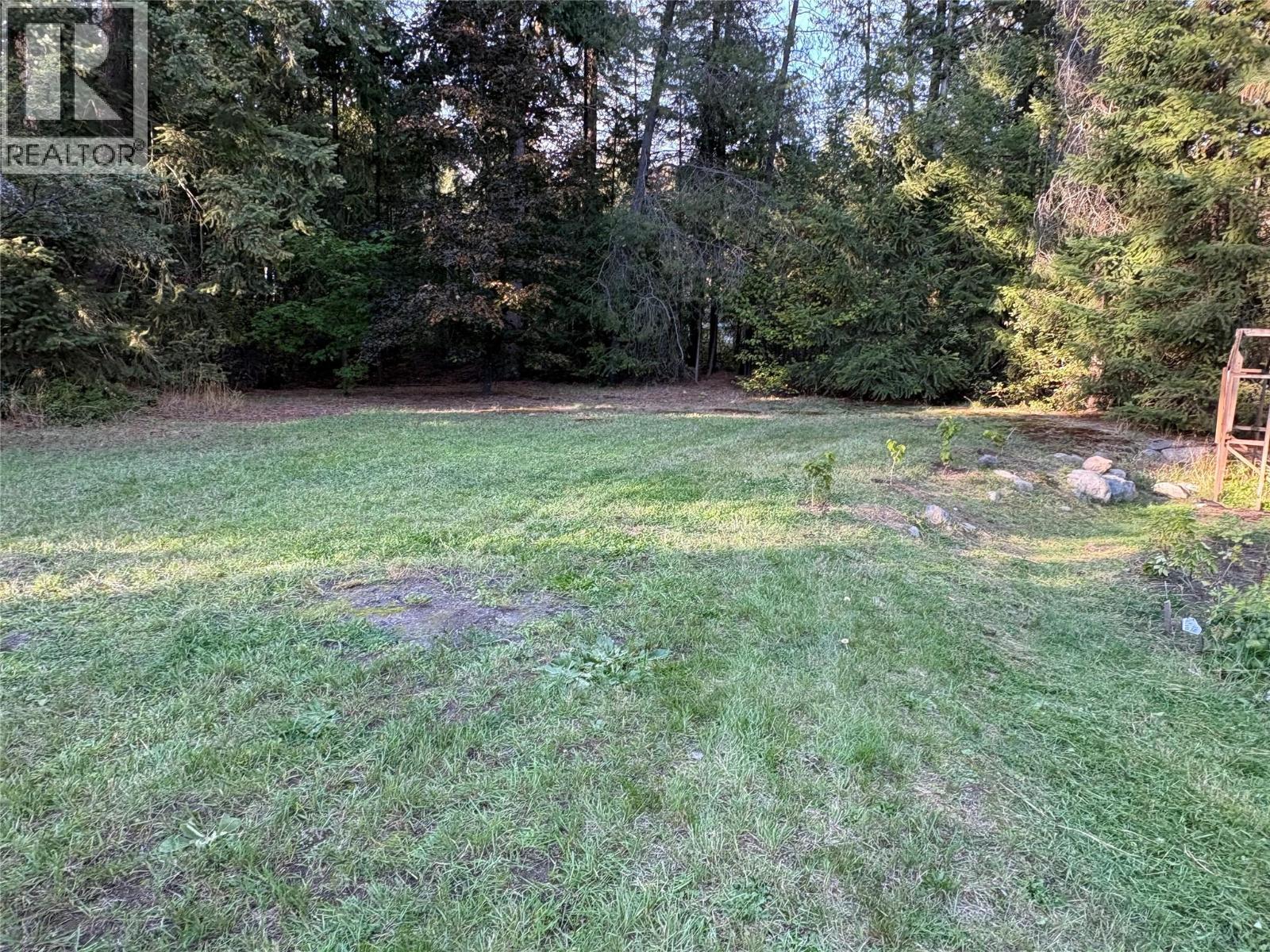 945 Pine Crescent Property Photo 55