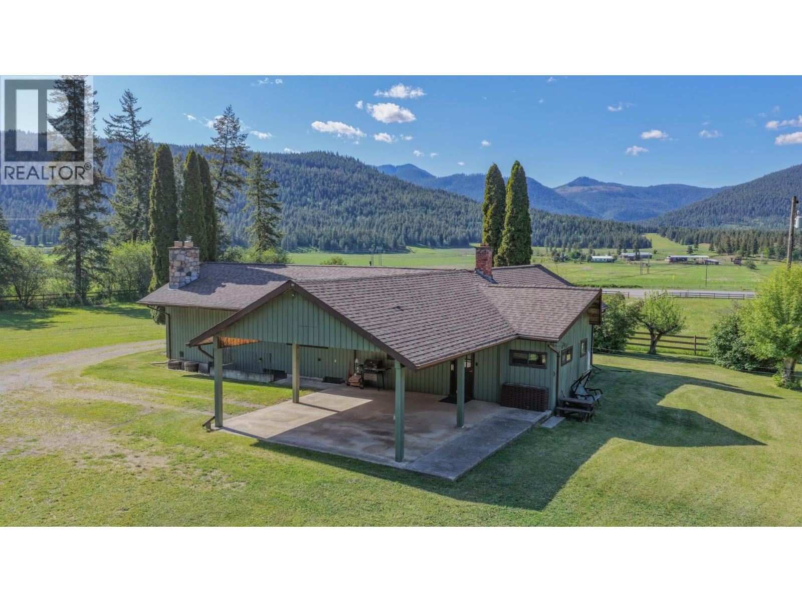 2471 6 Highway Property Photo 5