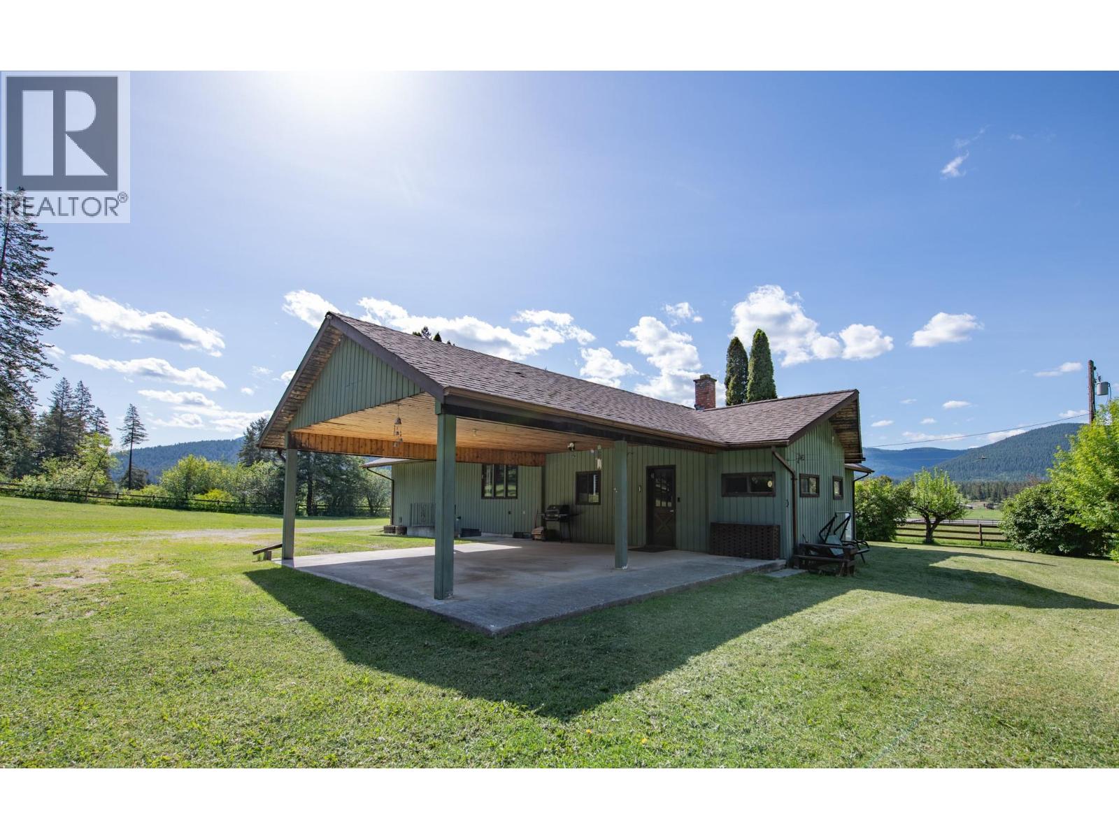2471 6 Highway Property Photo 10