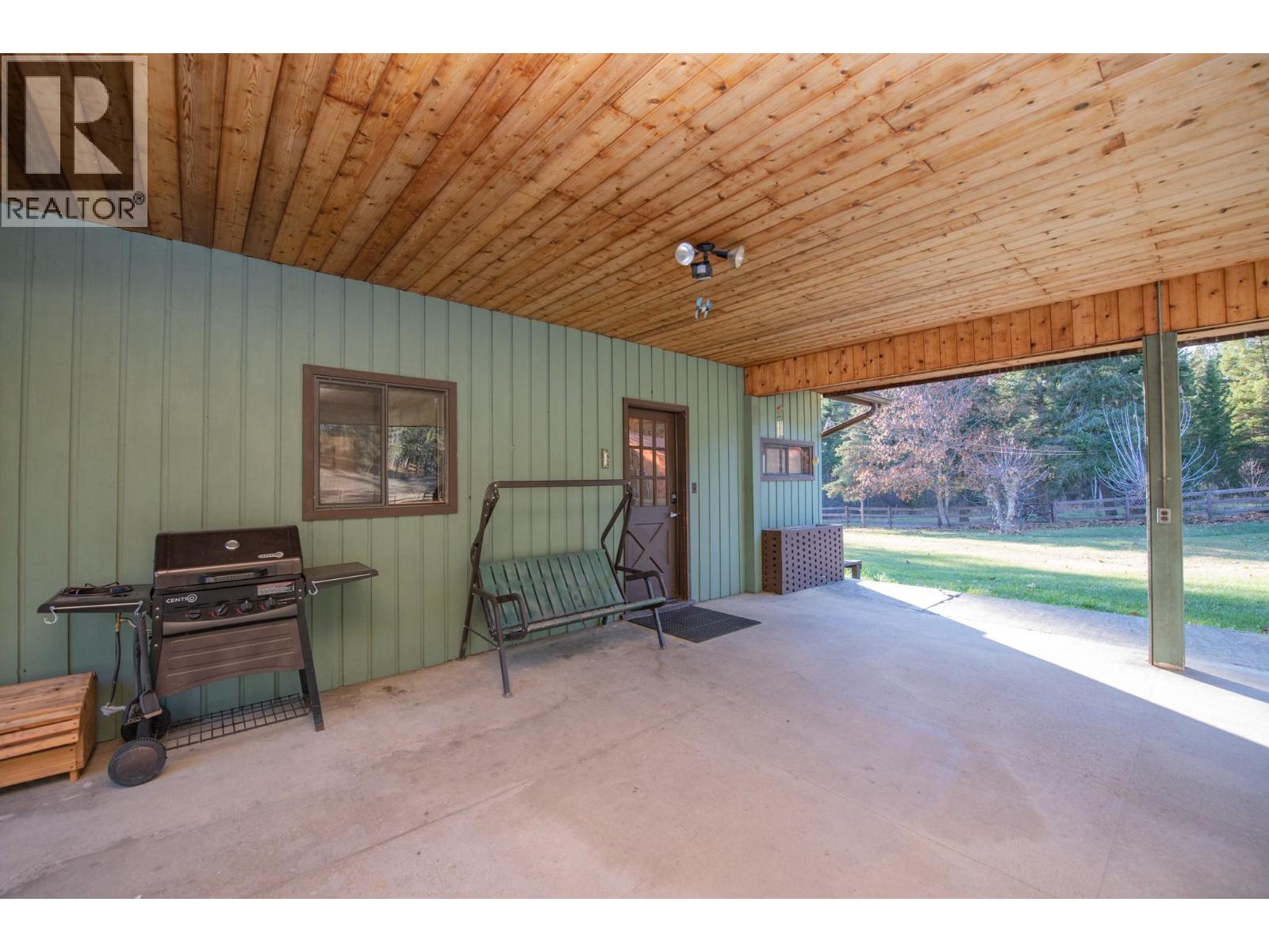 2471 6 Highway Property Photo 15