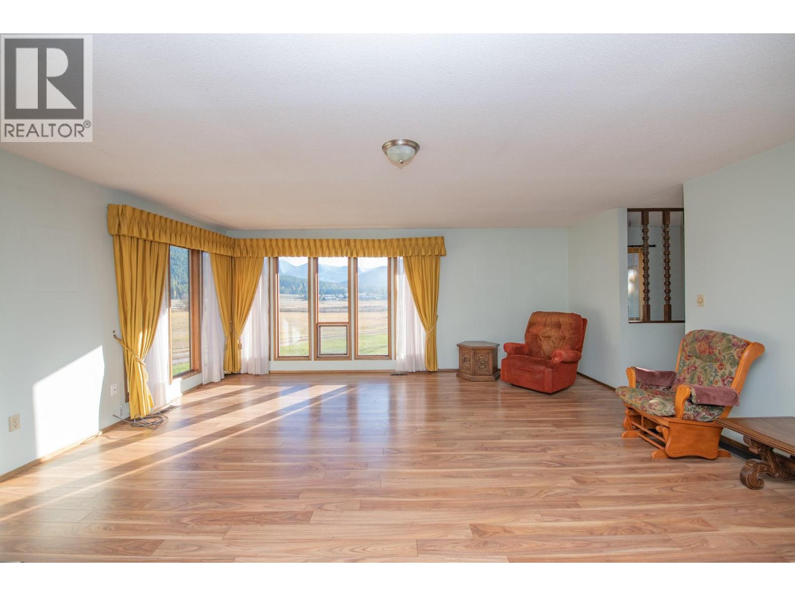 2471 6 Highway Property Photo 25