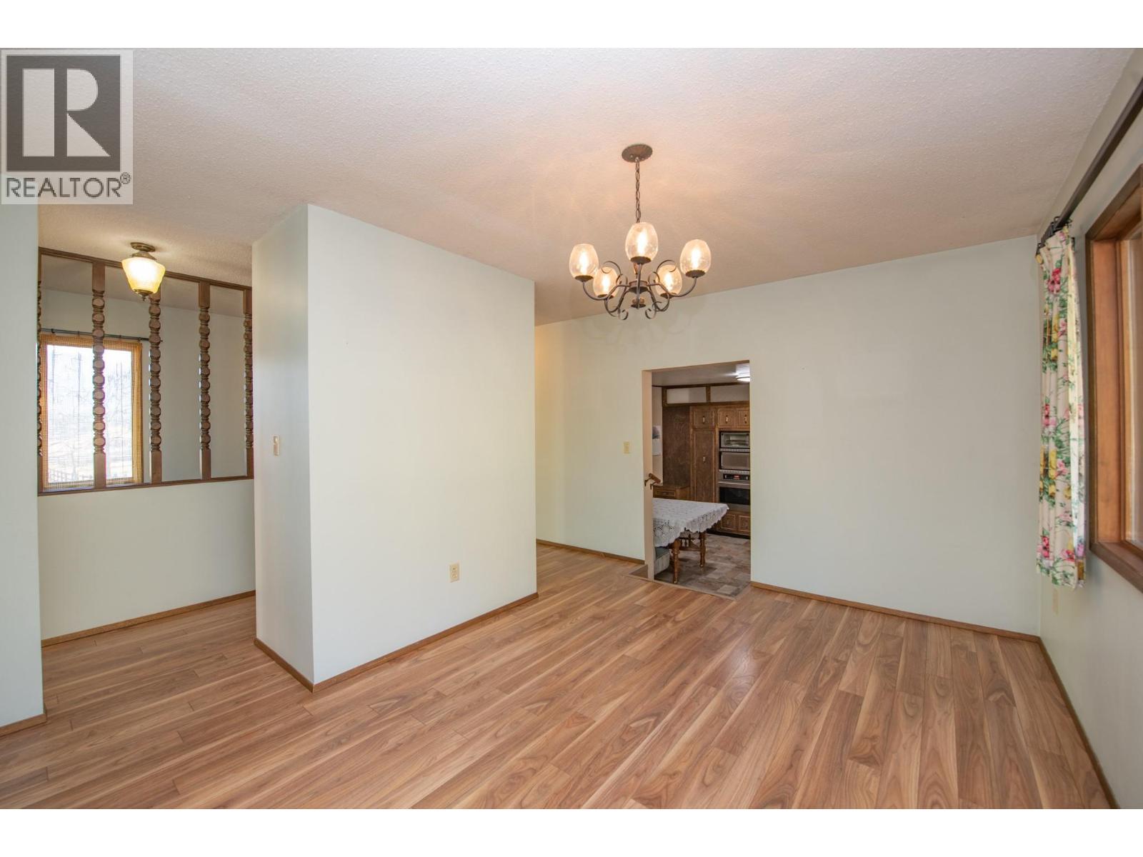 2471 6 Highway Property Photo 31
