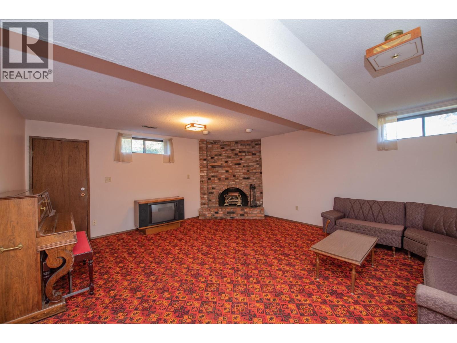 2471 6 Highway Property Photo 41