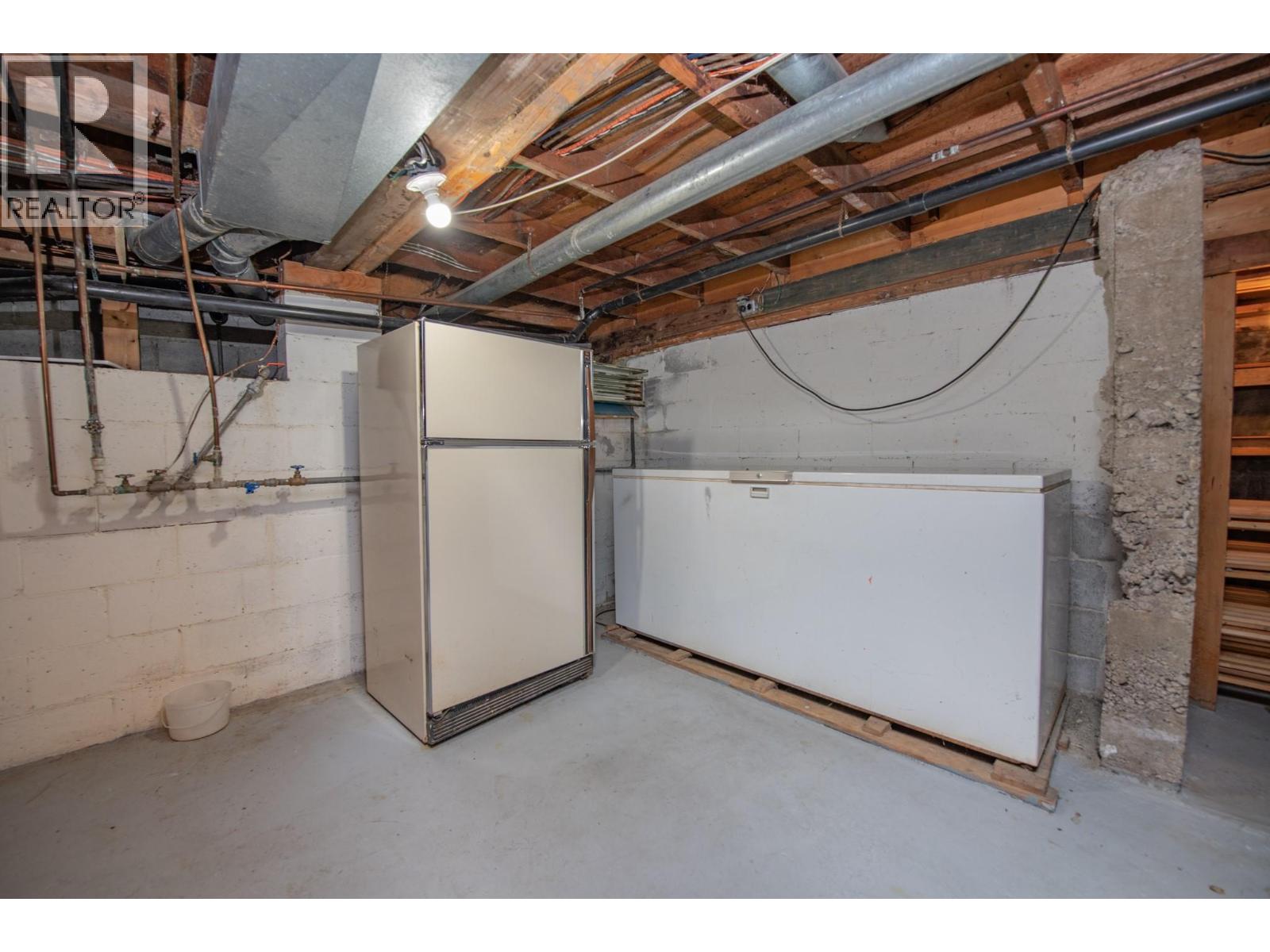 2471 6 Highway Property Photo 47