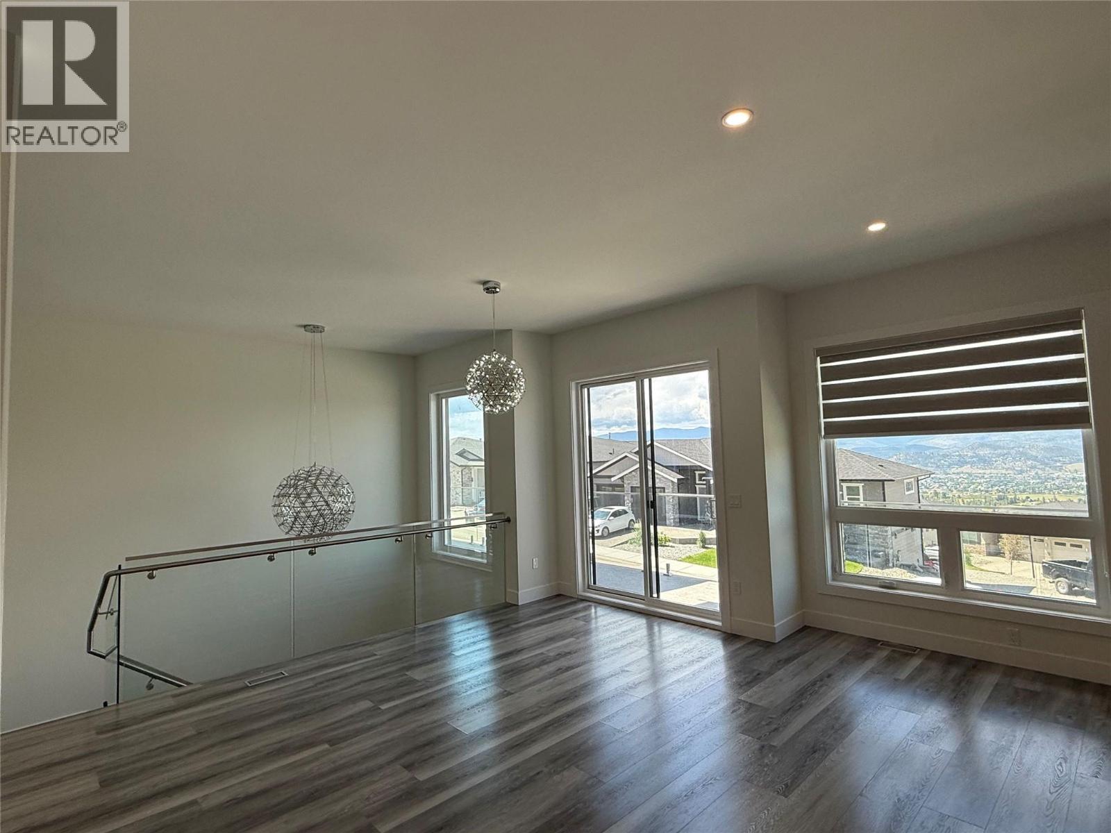 2231 Lavetta Drive Property Photo 6