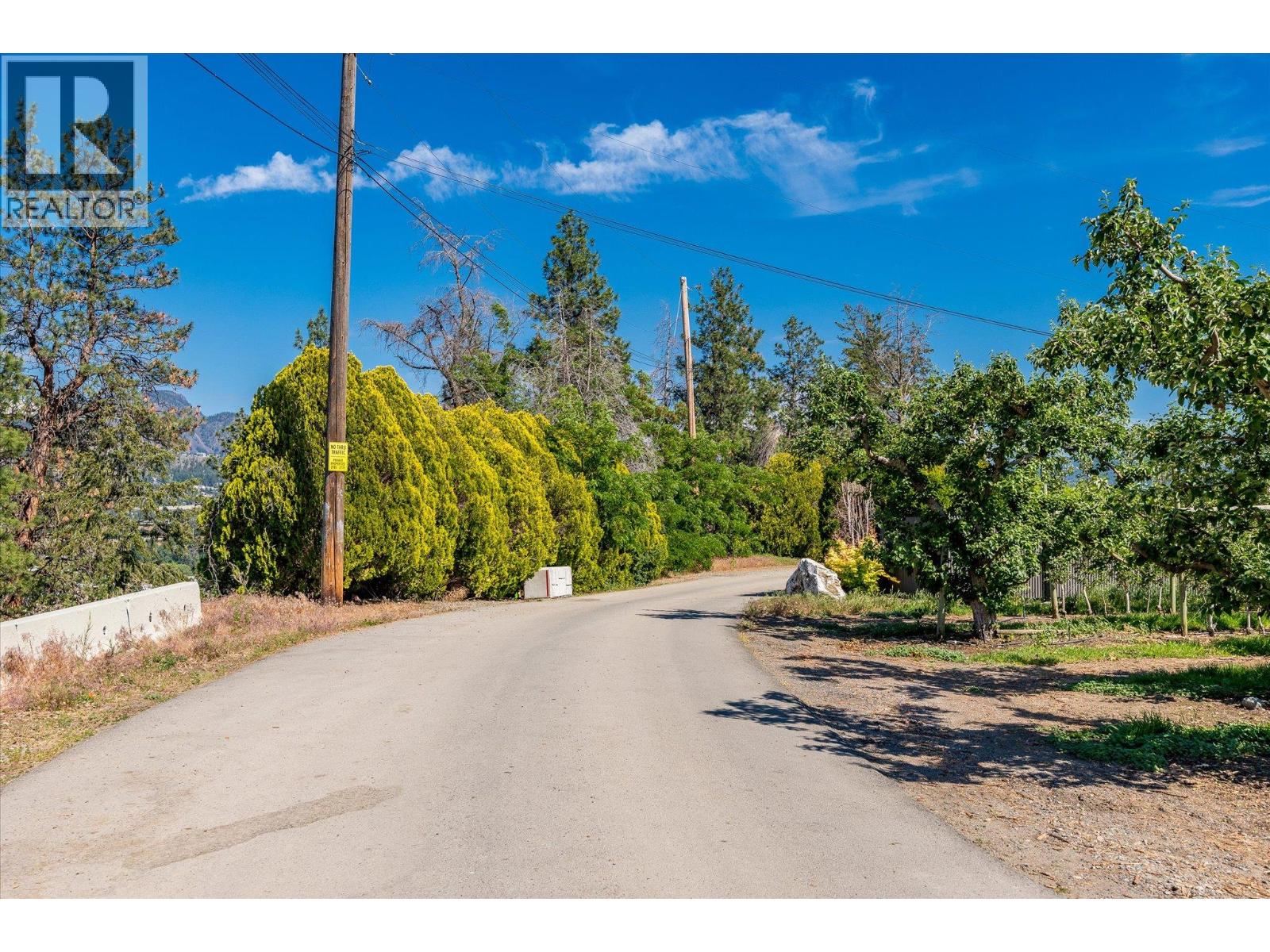 2775 Dunster Road Property Photo 20