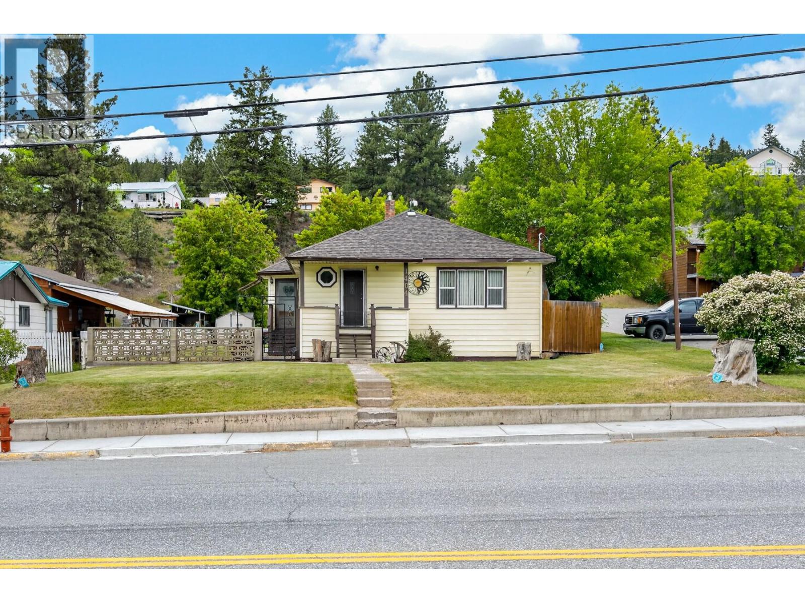 1404 Cariboo Hwy 97 Highway Property Photo 2