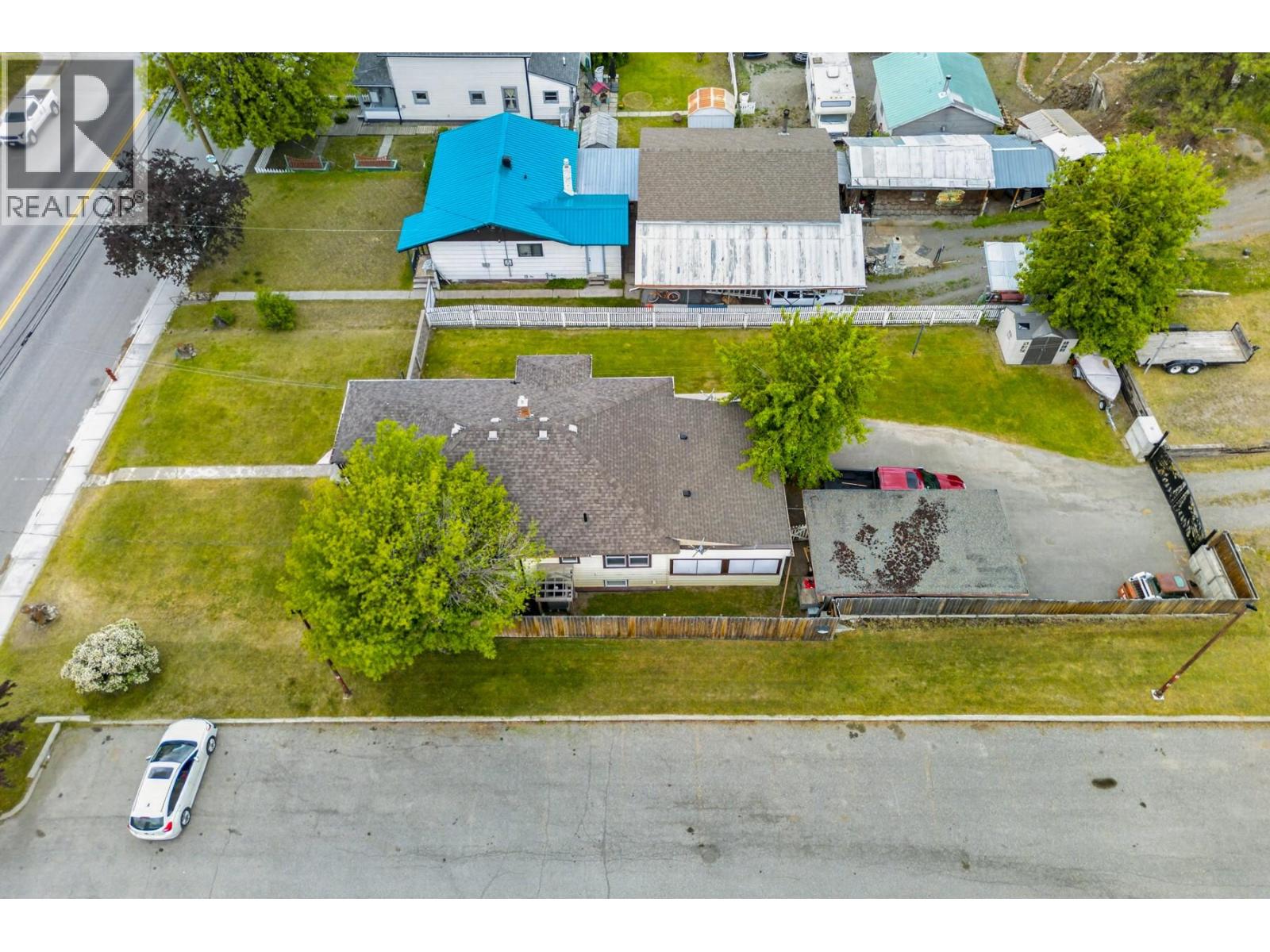 1404 Cariboo Hwy 97 Highway Property Photo 38