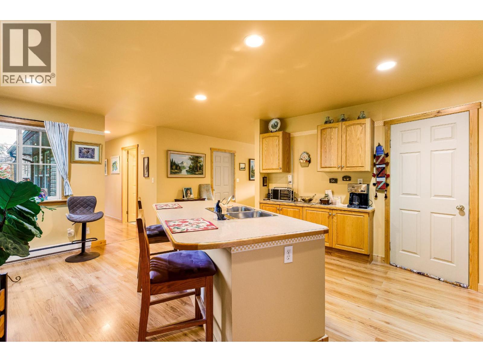 1420 Ainsworth Avenue Property Photo 25