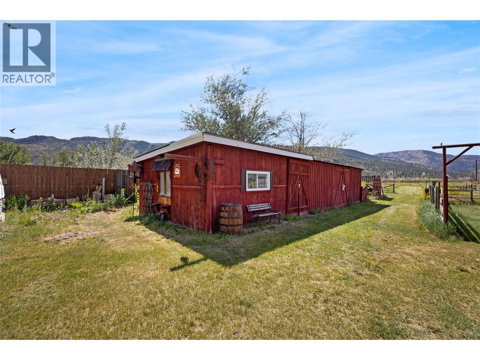 212 Carr Crescent Property Photo 33