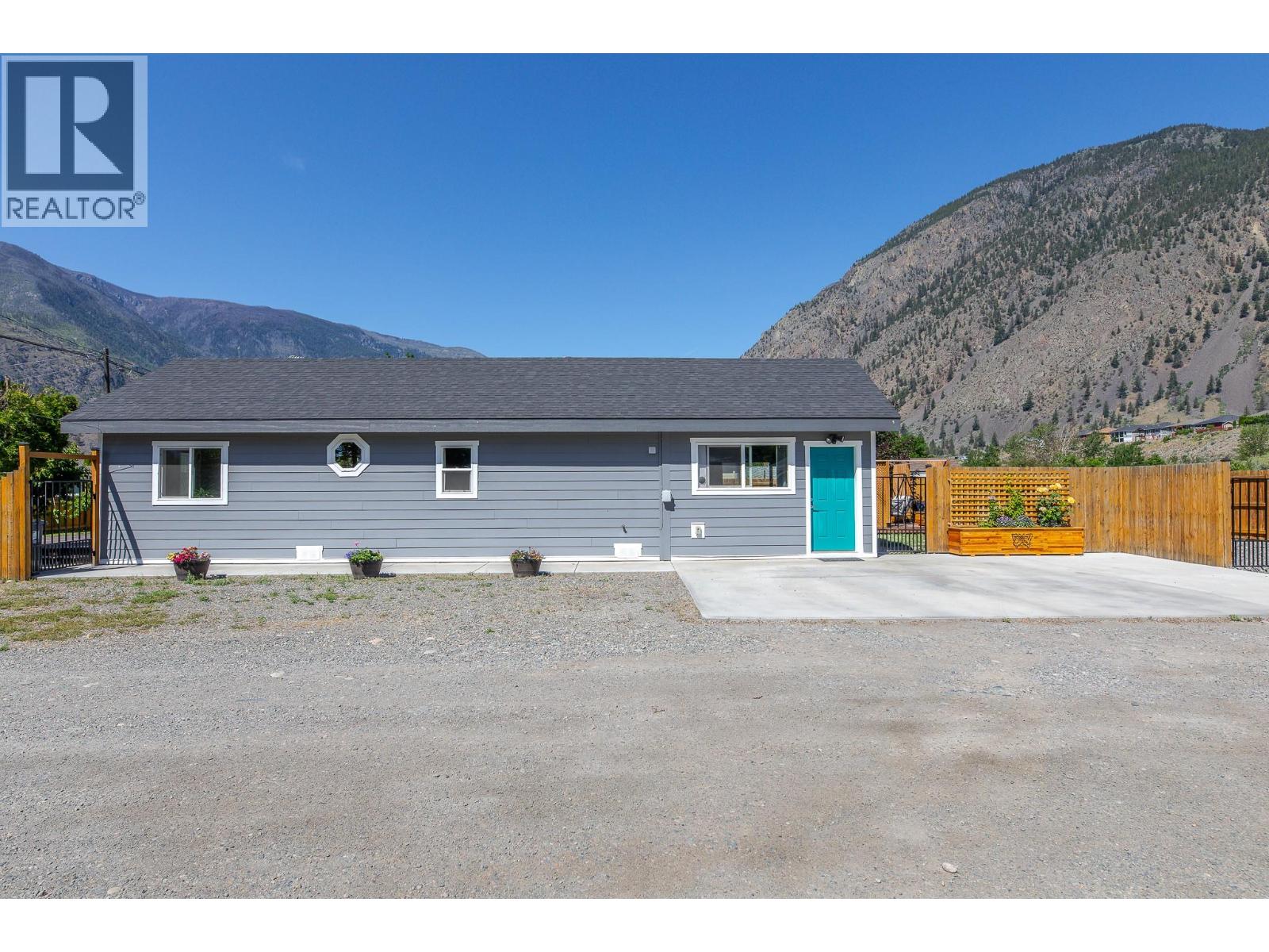 430 6th Avenue Property Photo 40