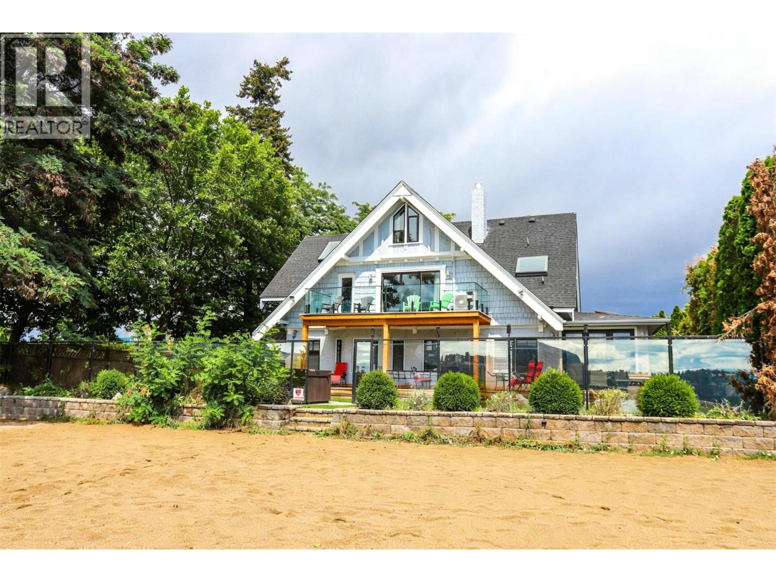124 Mctavish Avenue Property Photo 3