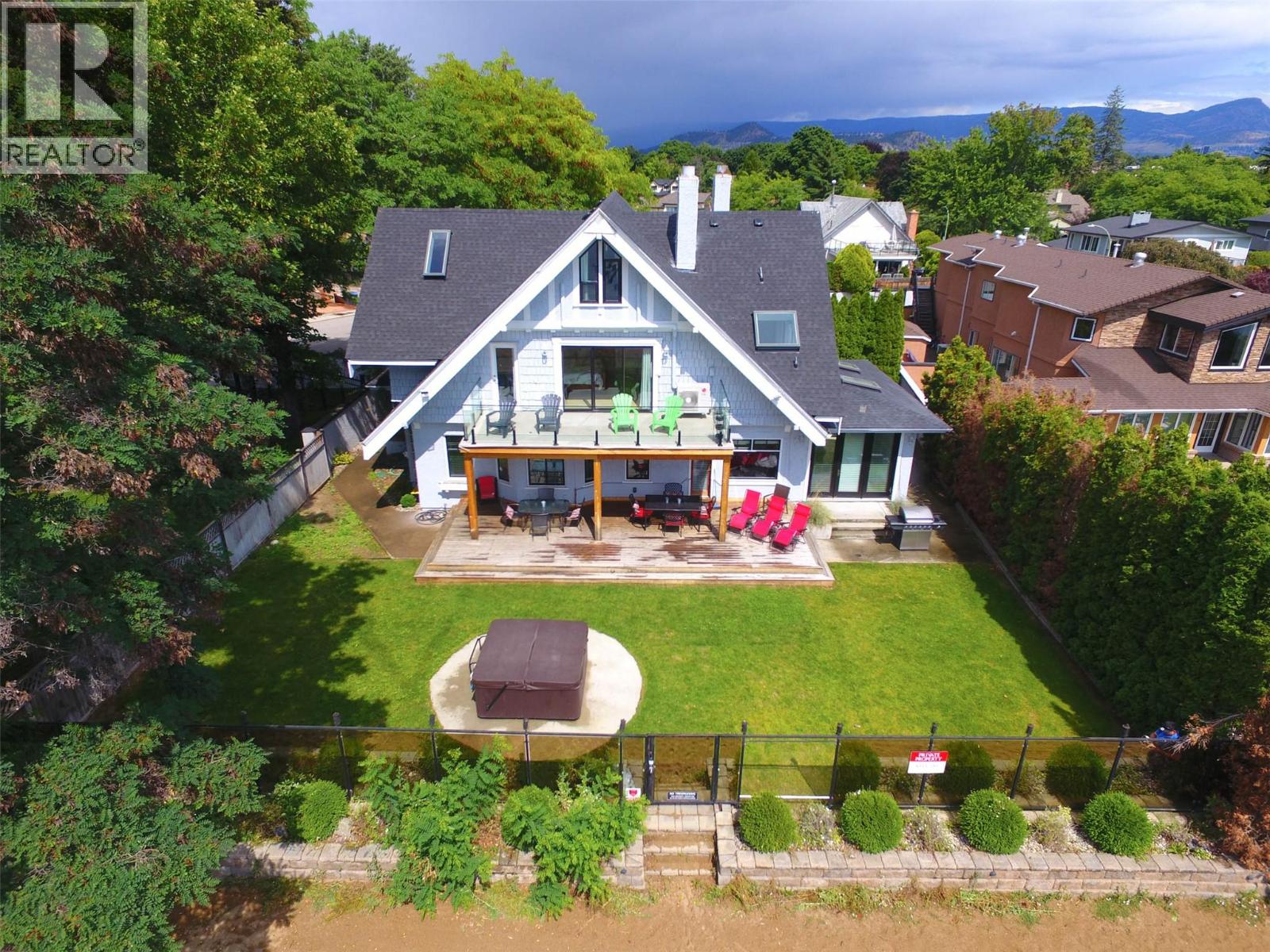 124 Mctavish Avenue Property Photo 4