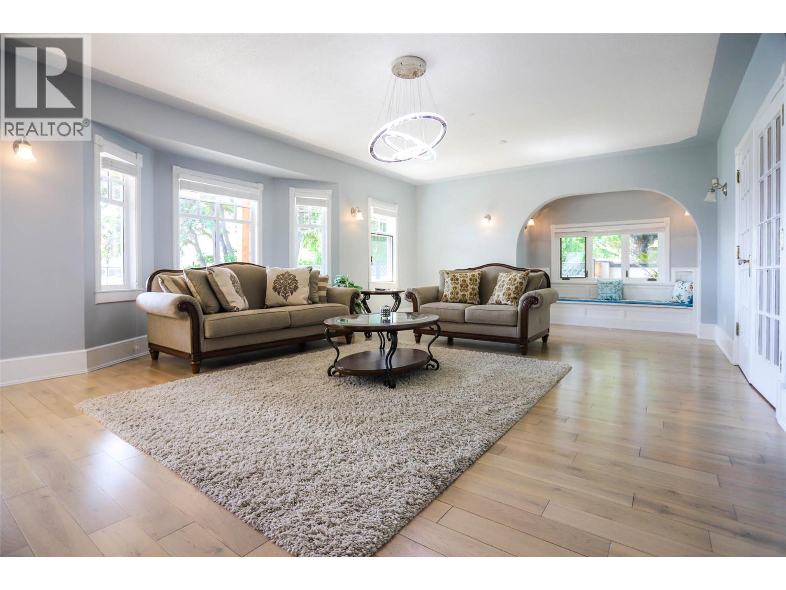 124 Mctavish Avenue Property Photo 12
