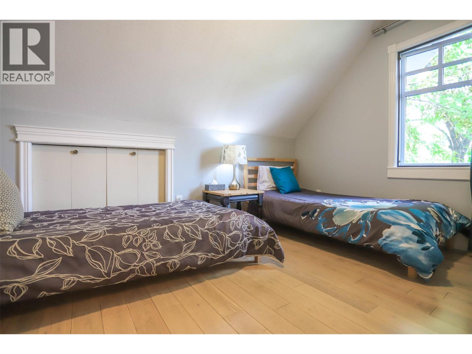 124 Mctavish Avenue Property Photo 40