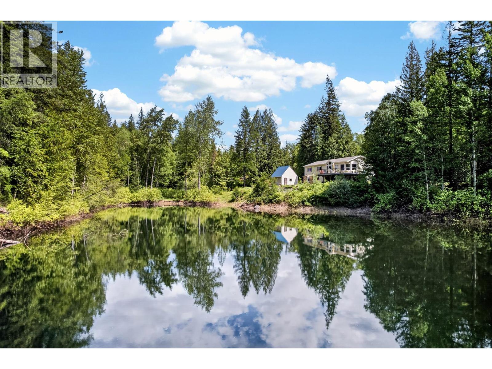 4761 Highway 31 Property Photo 2