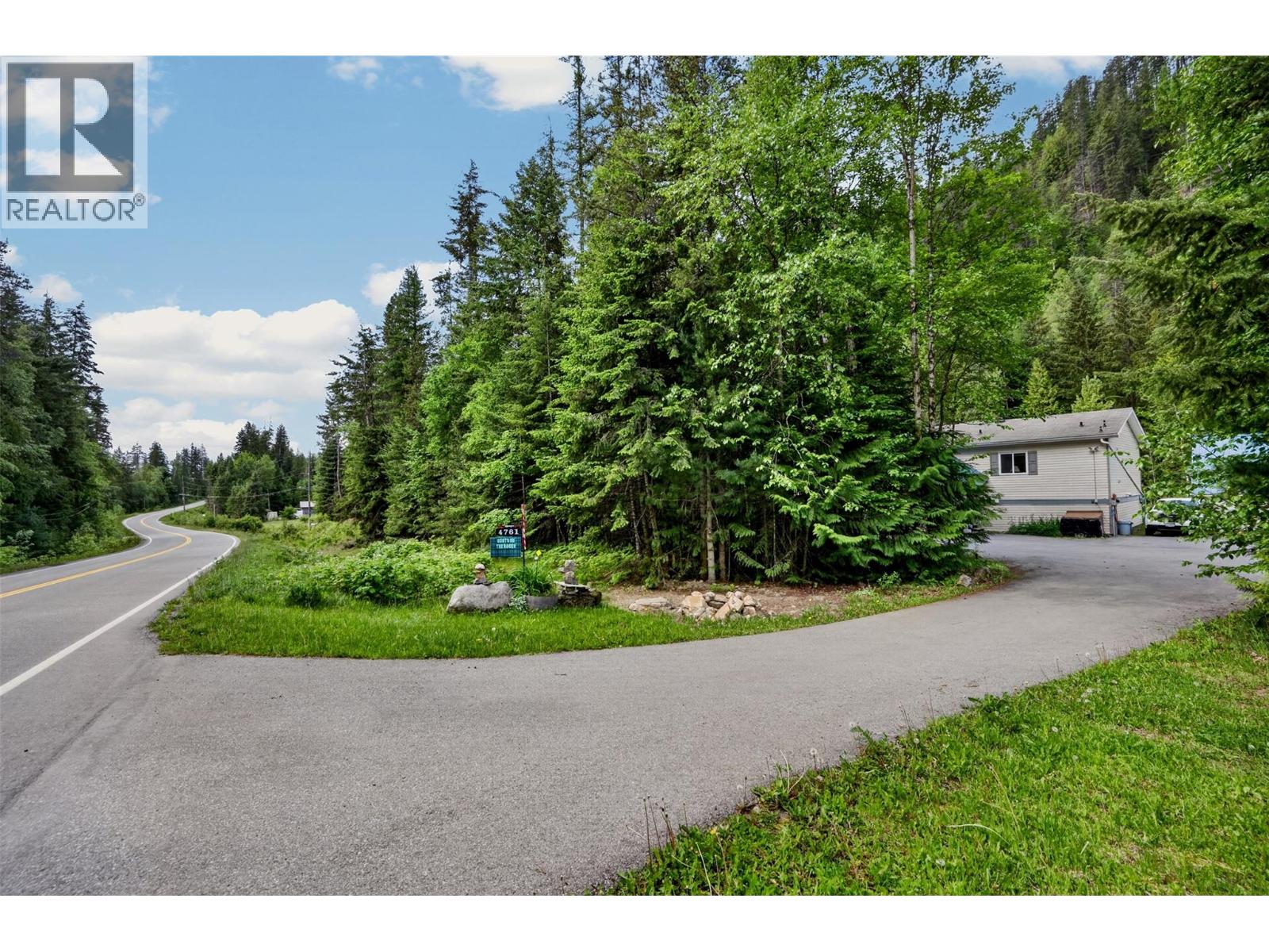 4761 Highway 31 Property Photo 7