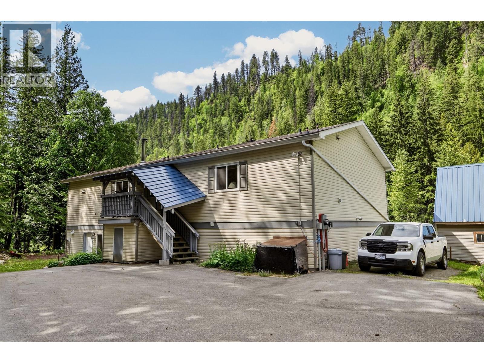 4761 Highway 31 Property Photo 11