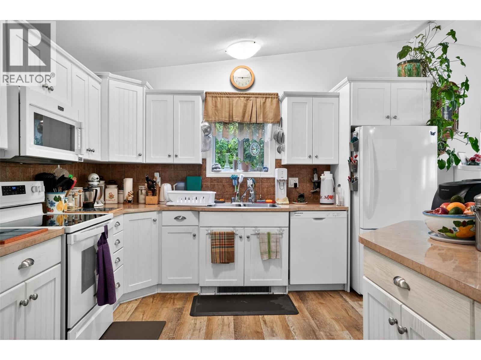 4761 Highway 31 Property Photo 17