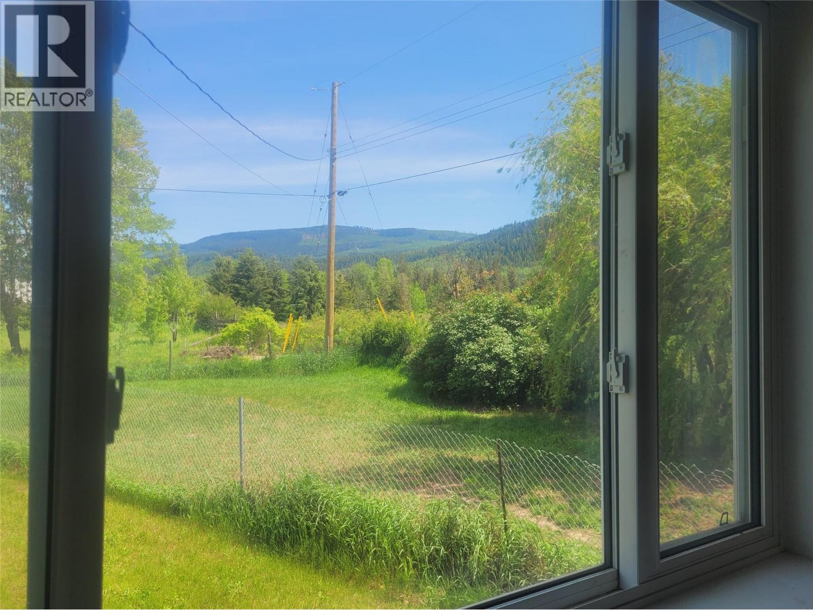 169 Wood Road Property Photo 11