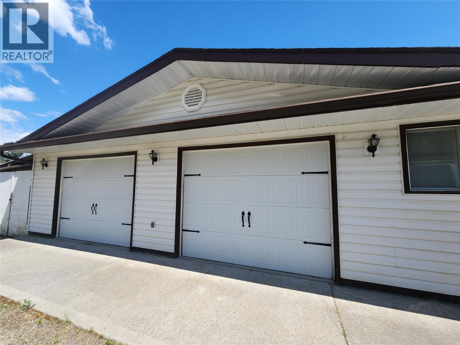 5440 41 Highway Property Photo 4