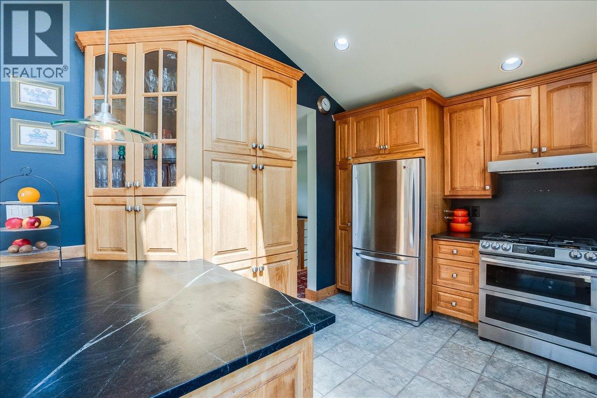 1001 Gilker Street Property Photo 15