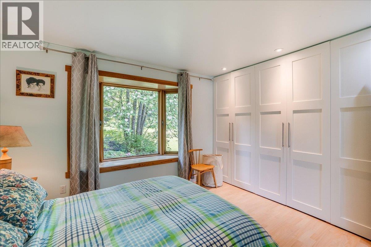 1001 Gilker Street Property Photo 18