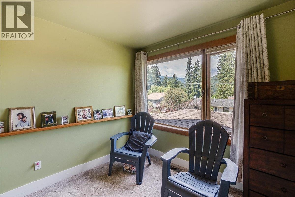 1001 Gilker Street Property Photo 24