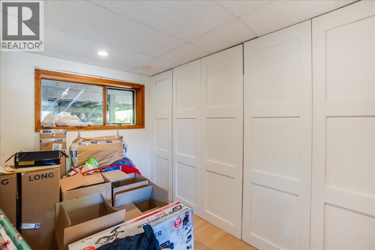 1001 Gilker Street Property Photo 30