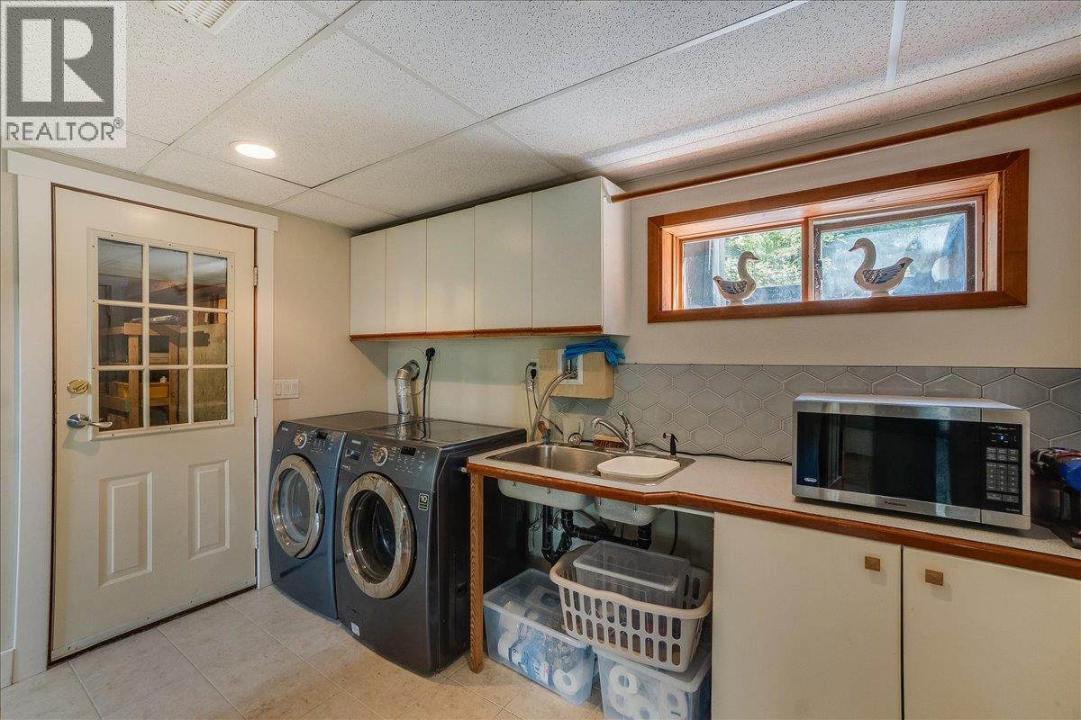1001 Gilker Street Property Photo 31
