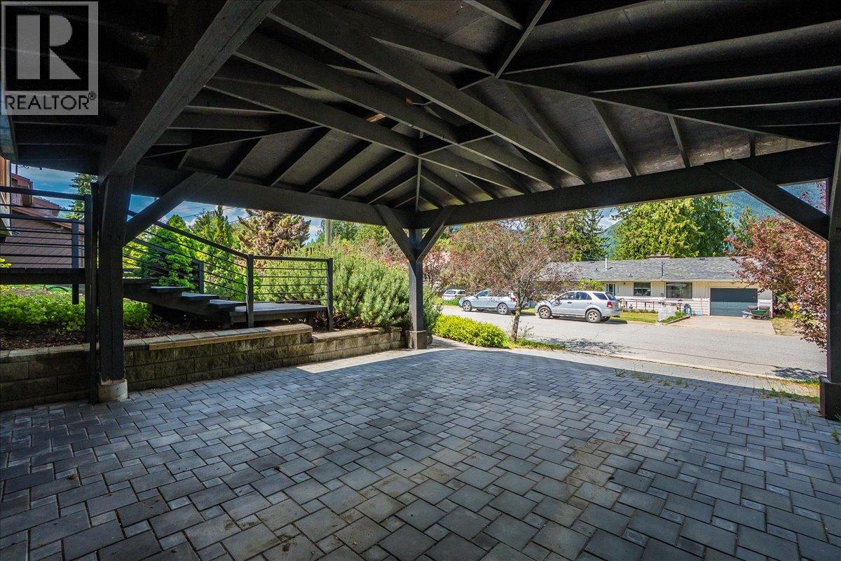 1001 Gilker Street Property Photo 38