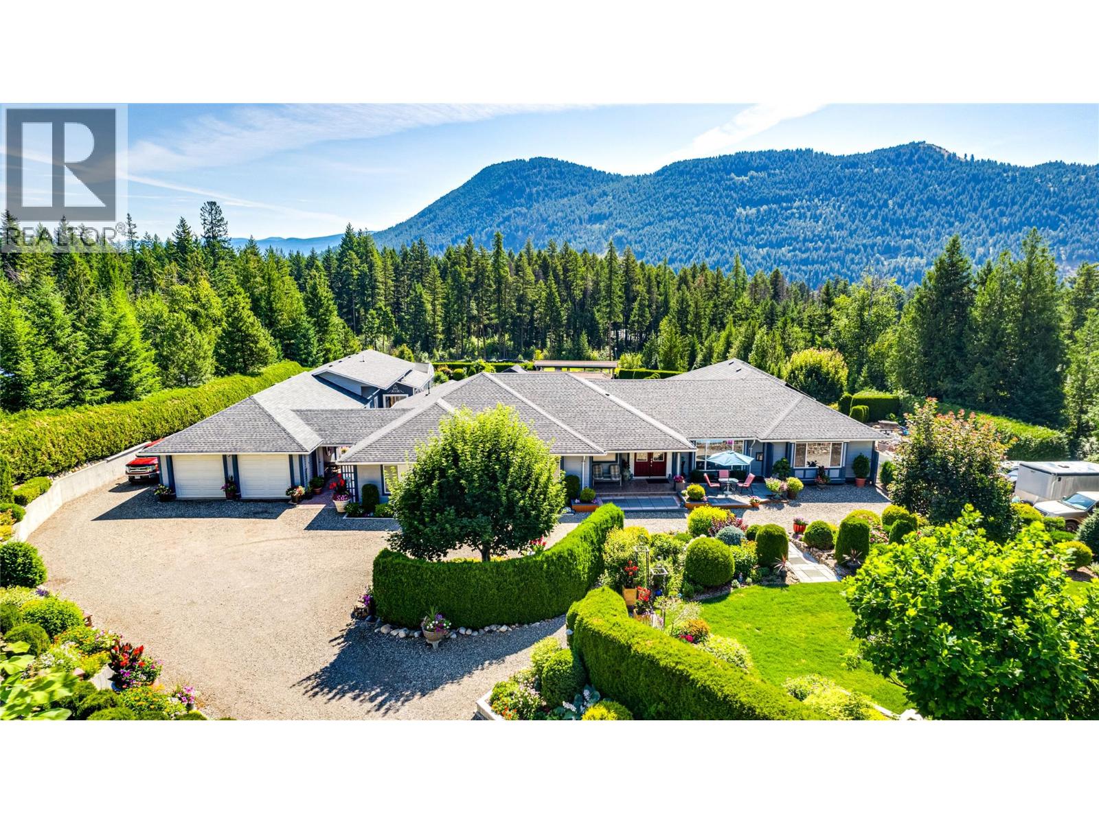 39 Ladyslipper Road Property Photo 1