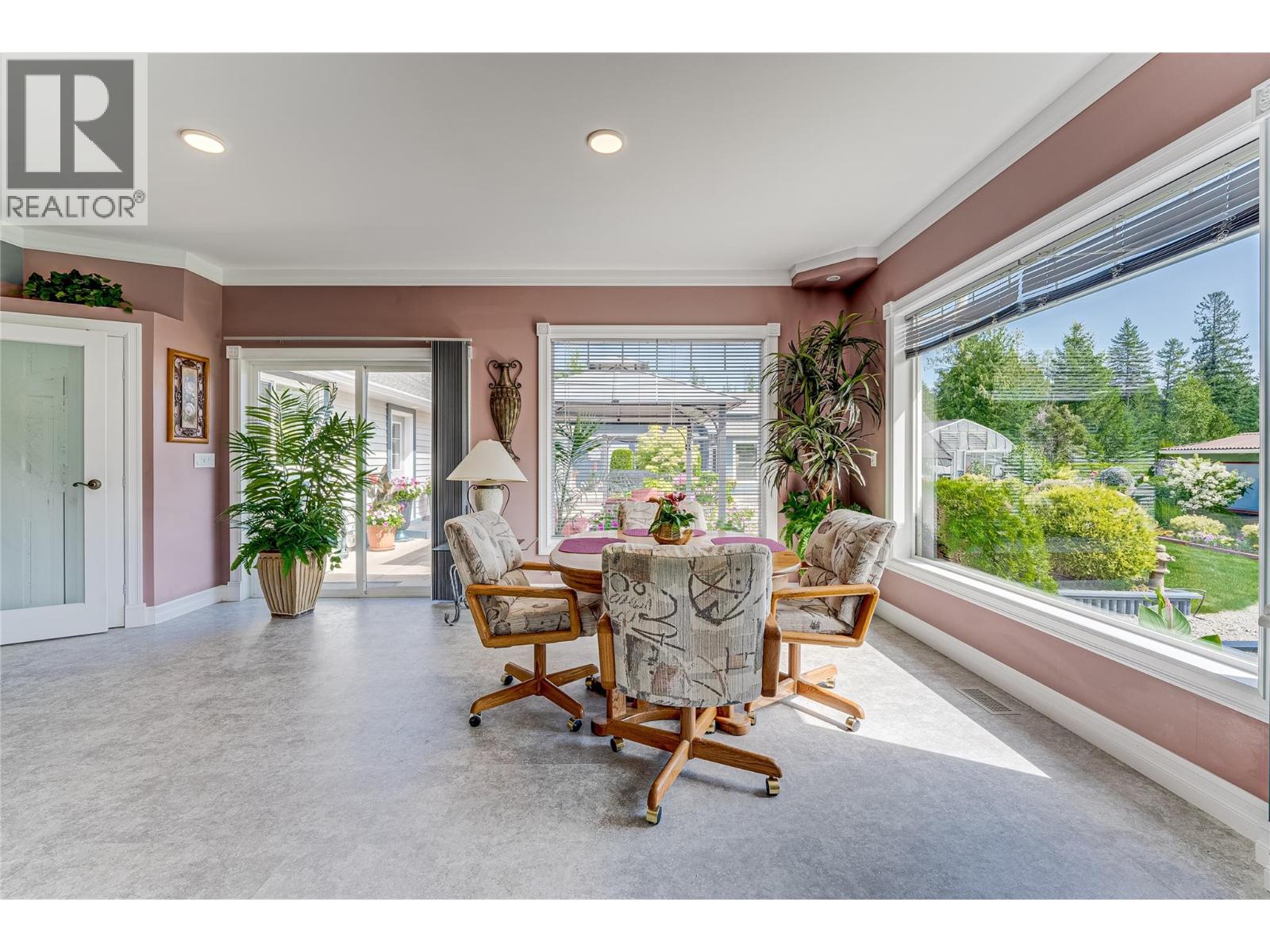 39 Ladyslipper Road Property Photo 22